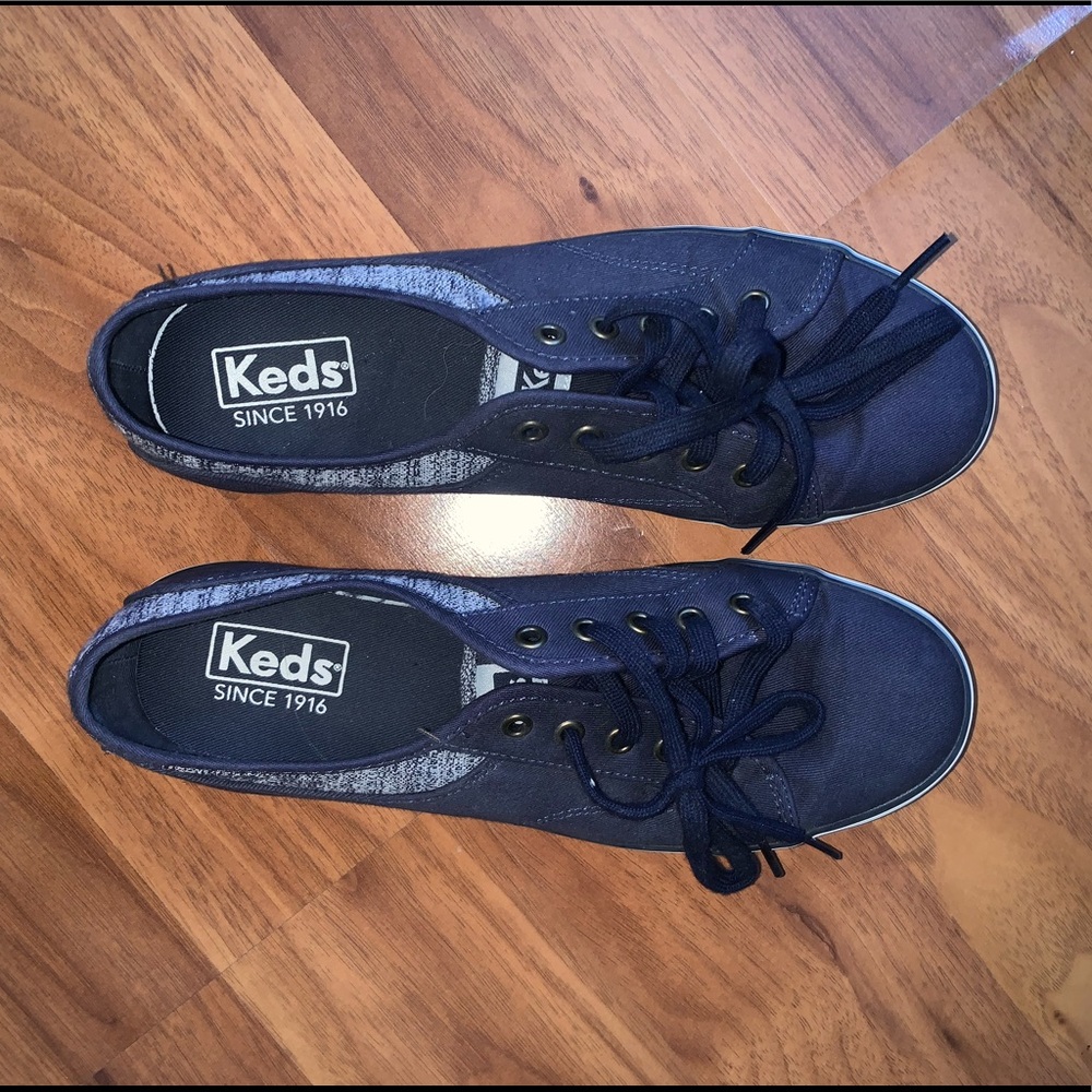 Blue Keds, Size 7